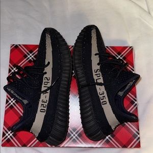 Yeezy Boost 350 V2 Oreo